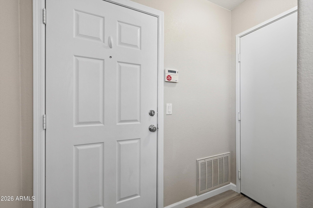 2402 E 5th Street - Photo 31