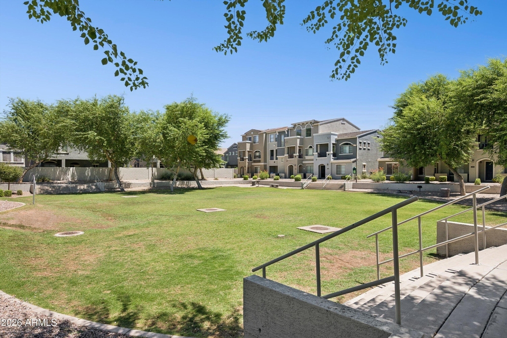 2402 E 5th Street - Photo 40