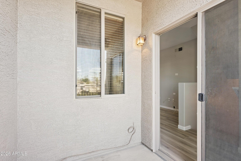 2402 E 5th Street - Photo 35