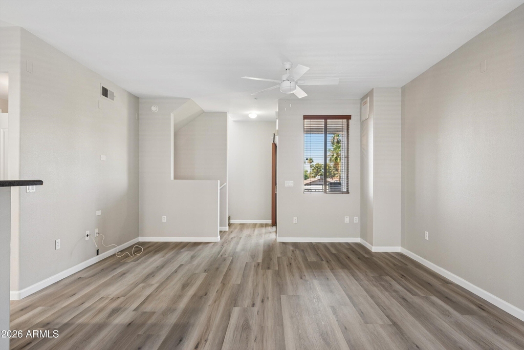 2402 E 5th Street - Photo 10