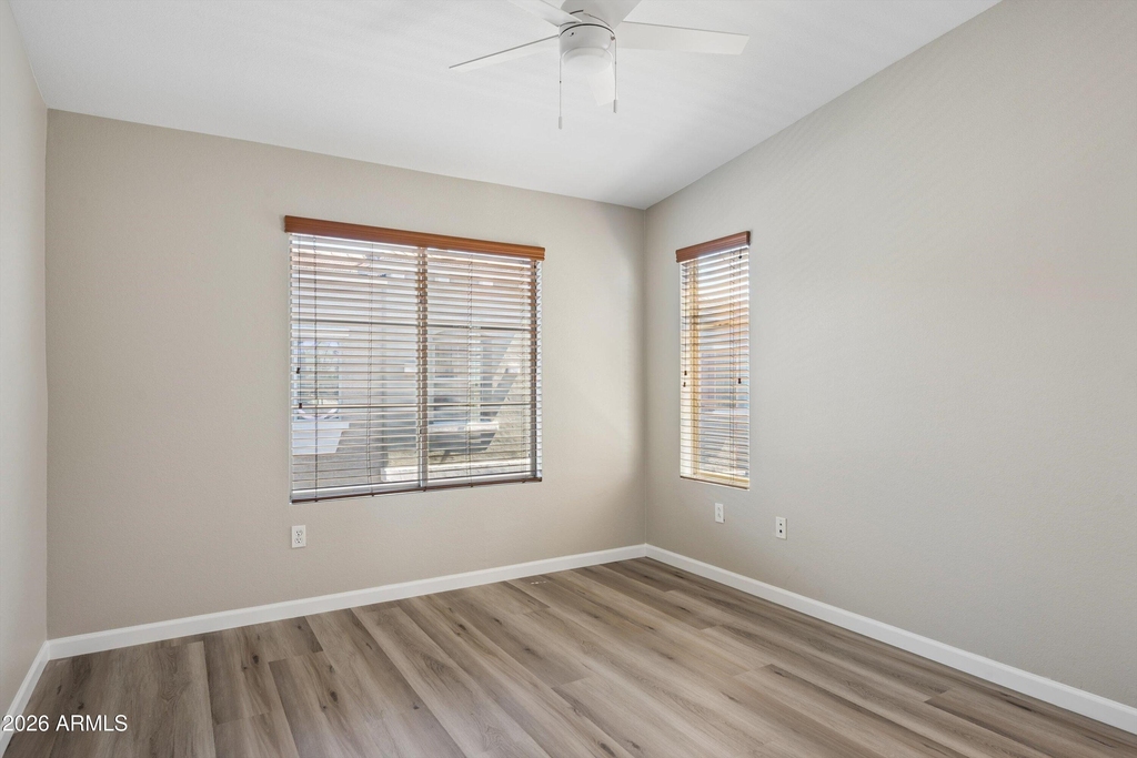 2402 E 5th Street - Photo 16