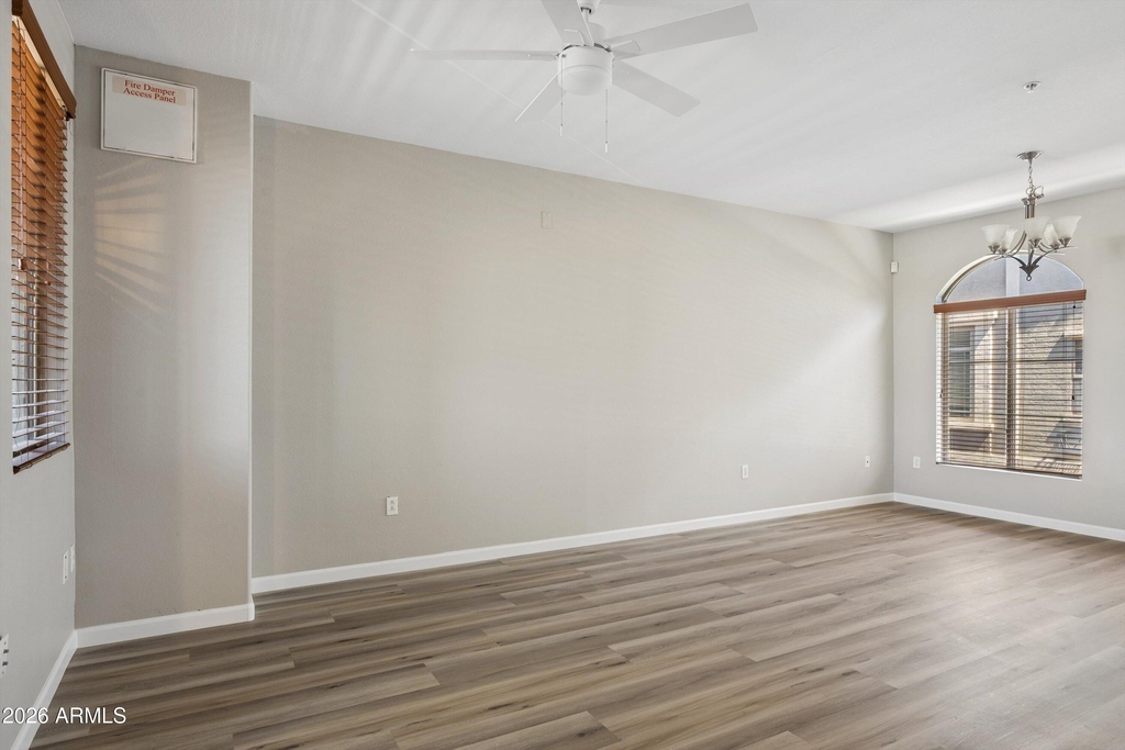 2402 E 5th Street - Photo 9