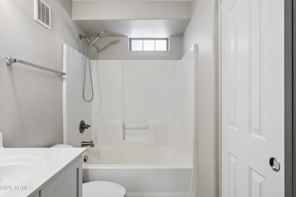 2402 E 5th Street - Photo 25