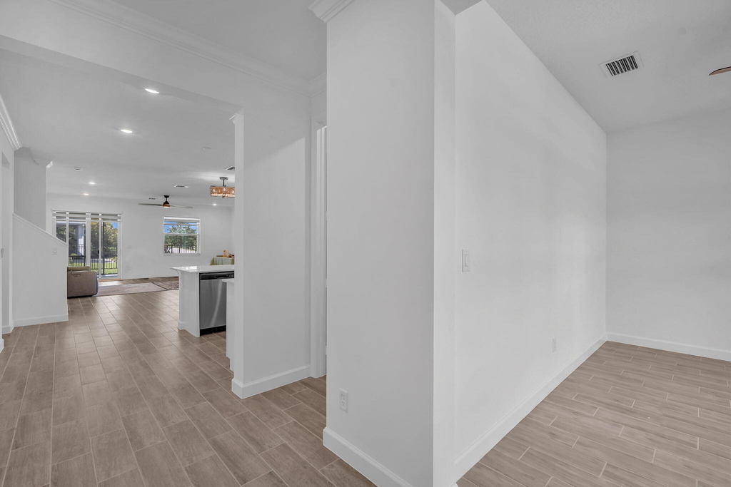 19270 Rolling Acres Road - Photo 9
