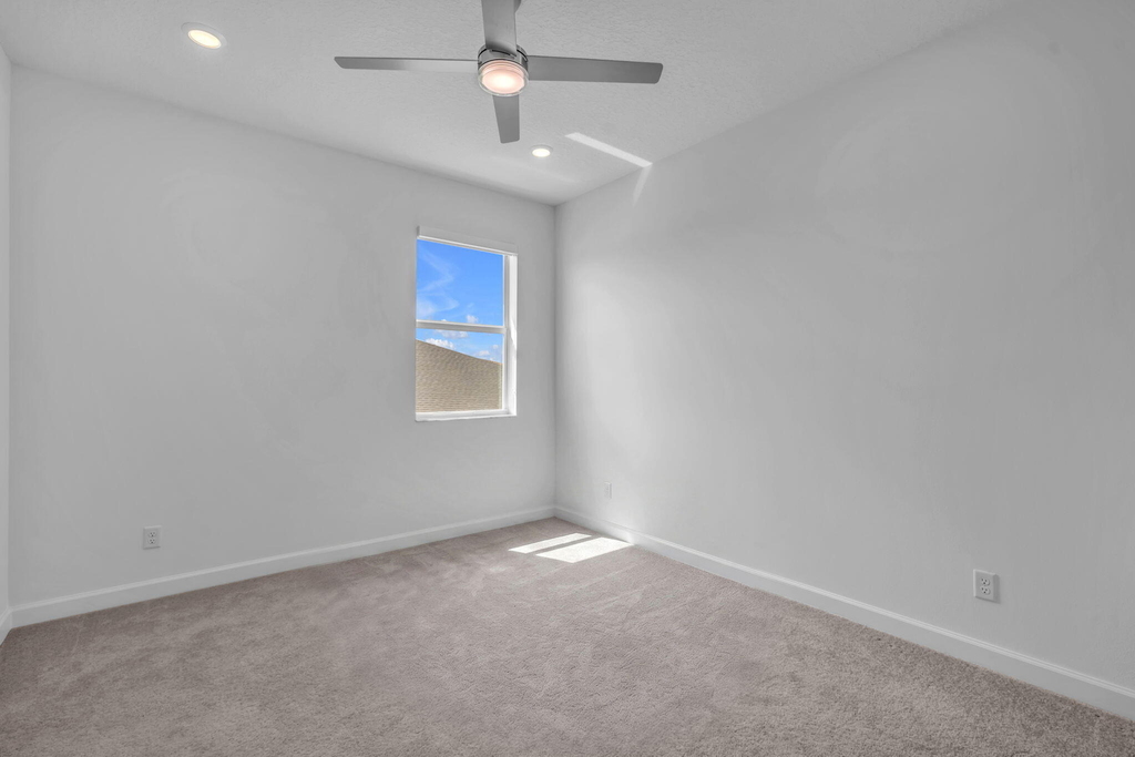 19270 Rolling Acres Road - Photo 18