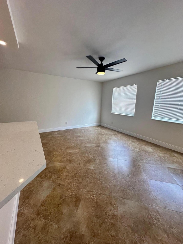 1501 Ne 7th Avenue - Photo 4