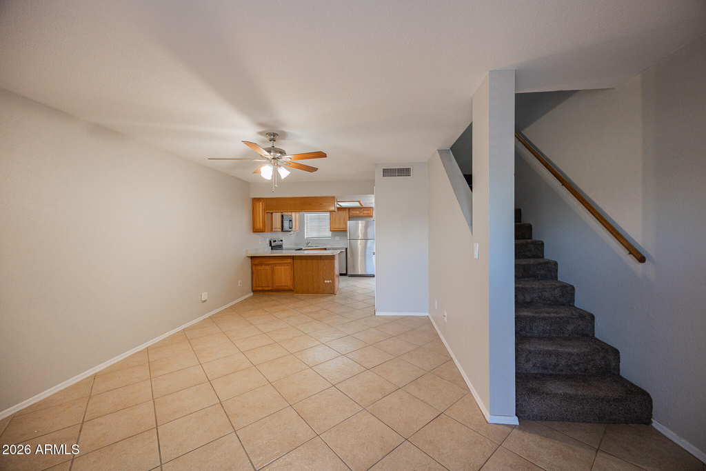 1055 W 5th Street - Photo 4