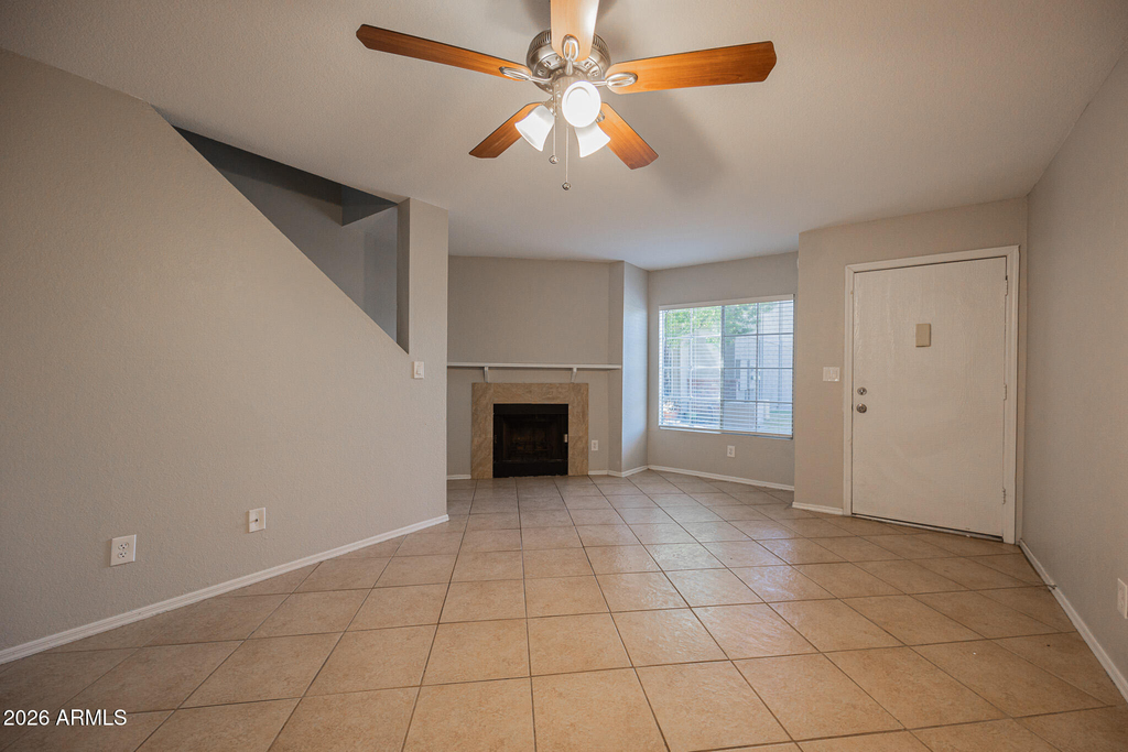 1055 W 5th Street - Photo 2