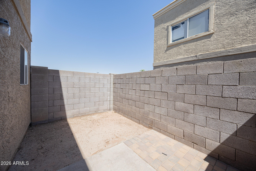1055 W 5th Street - Photo 20