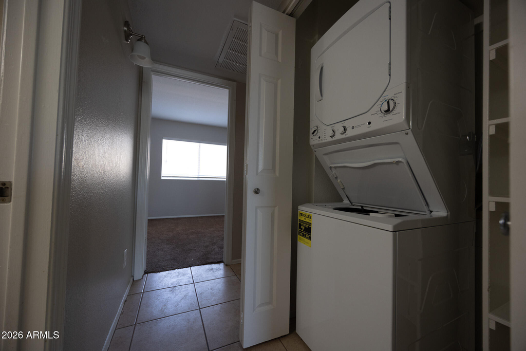 1055 W 5th Street - Photo 19