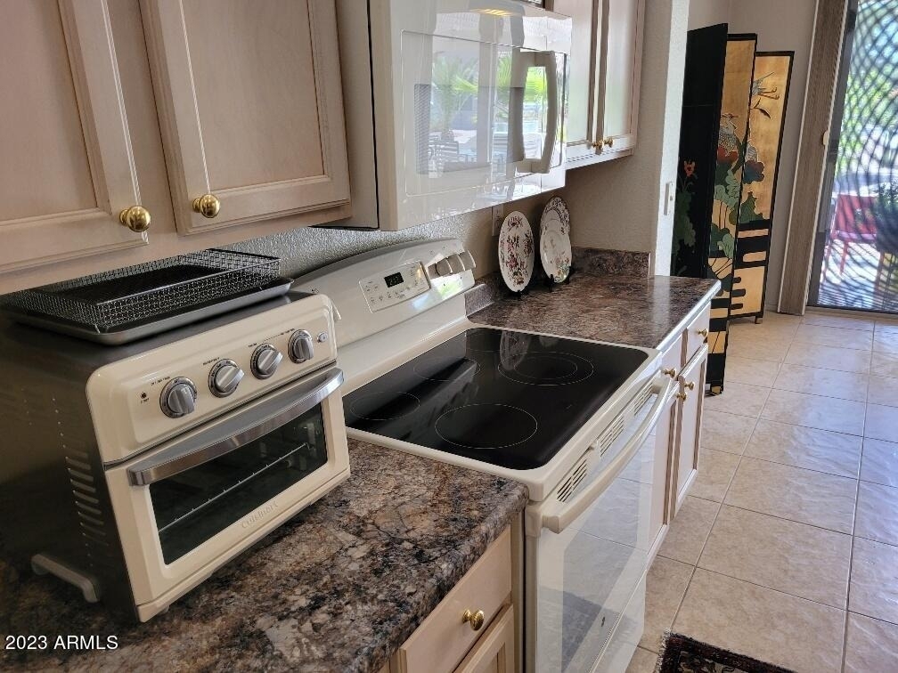 20054 N Painted Sky Drive - Photo 14