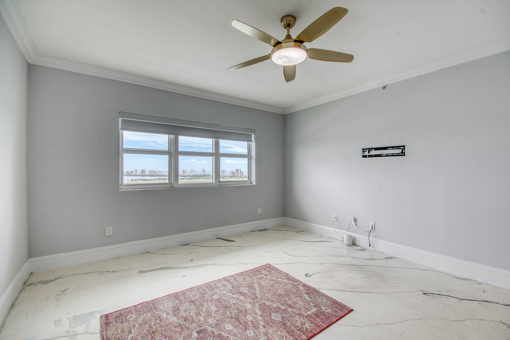 2650 Lake Shore Drive - Photo 17