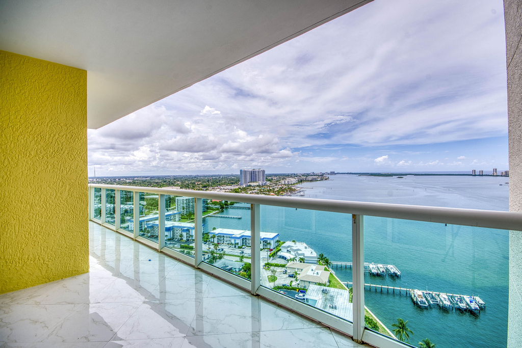 2650 Lake Shore Drive - Photo 10