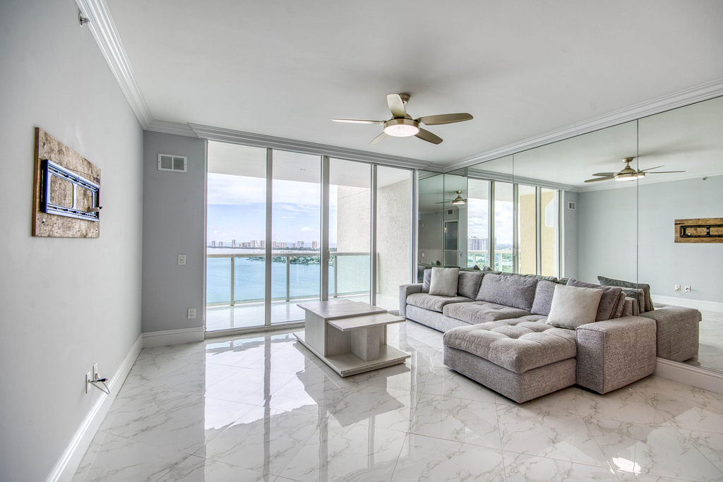 2650 Lake Shore Drive - Photo 7
