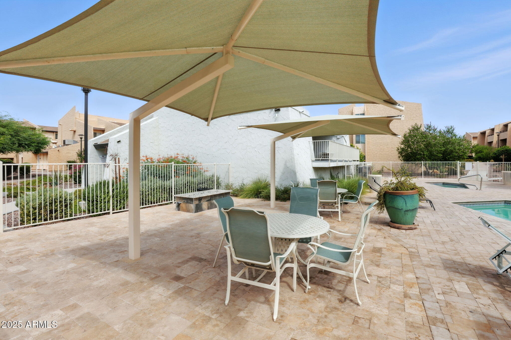 8055 E Thomas Road - Photo 11