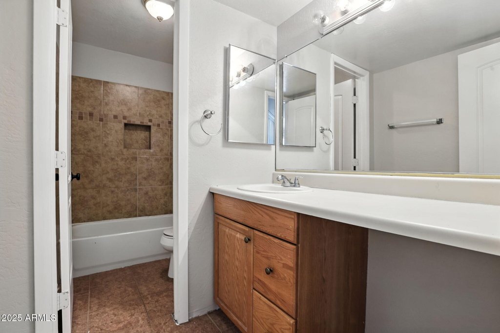 8055 E Thomas Road - Photo 18