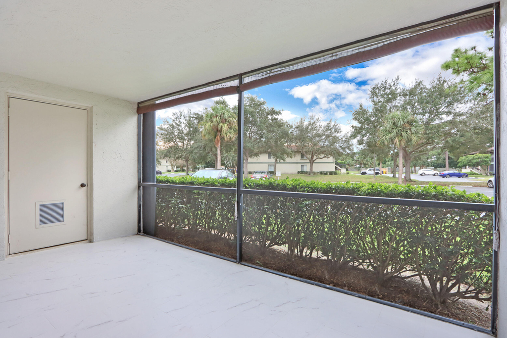 6313 Chasewood Drive - Photo 14