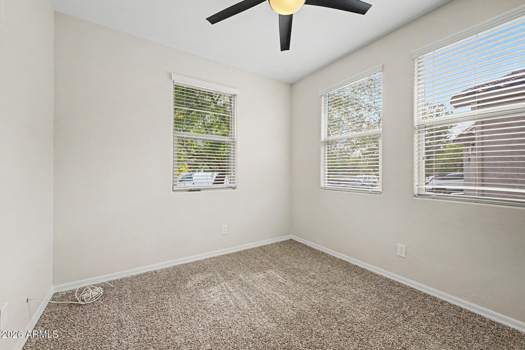 8530 W Flynn Lane - Photo 3