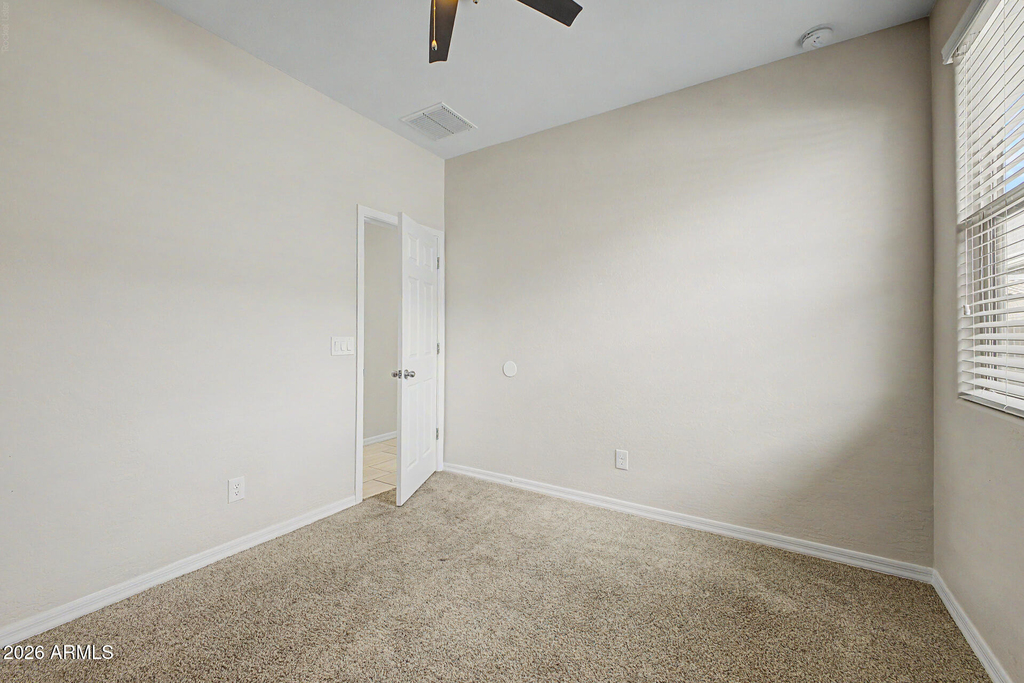 8530 W Flynn Lane - Photo 18