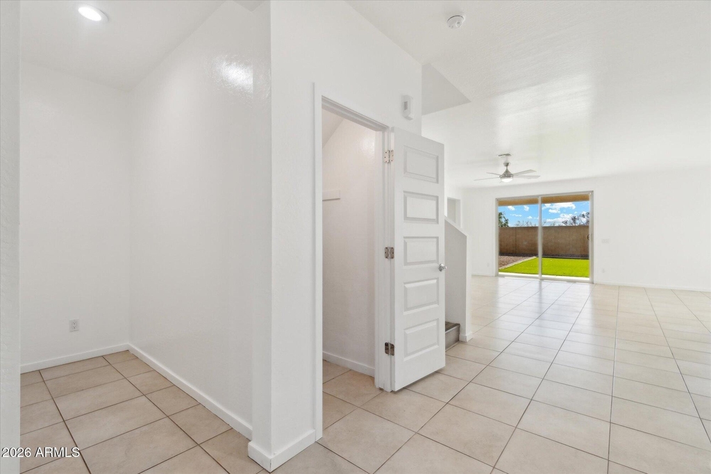 37292 N Yellowstone Drive - Photo 3