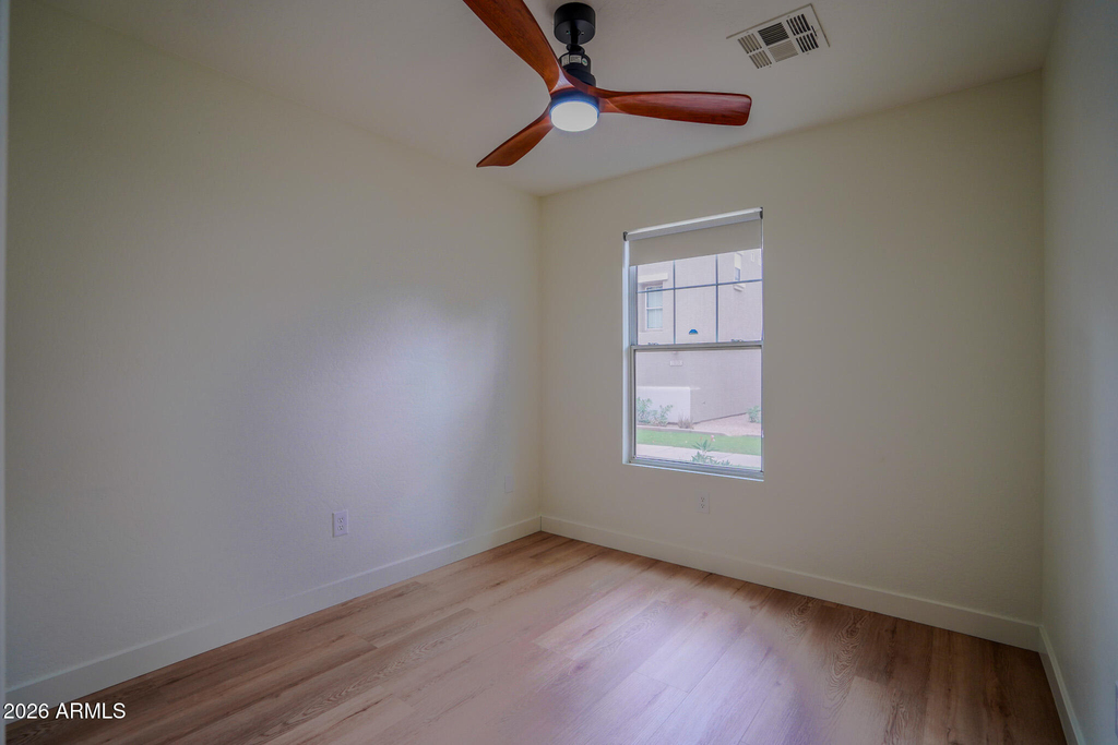 9233 E Neville Avenue - Photo 3