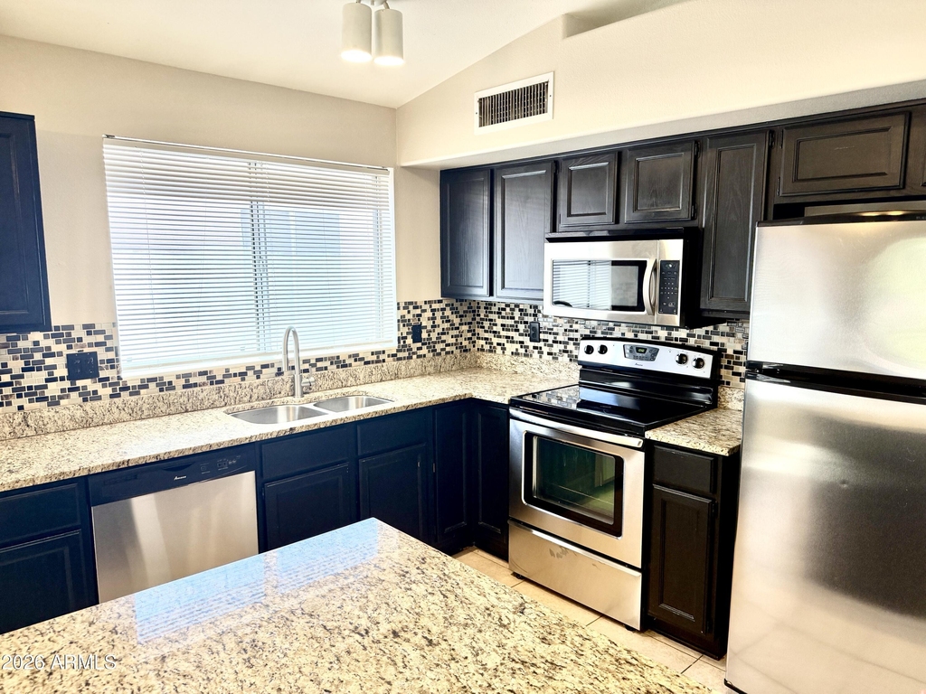 3526 E Edna Avenue - Photo 10