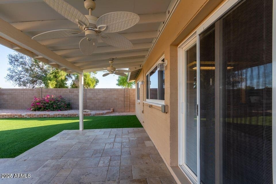 2705 W Summit Place - Photo 16