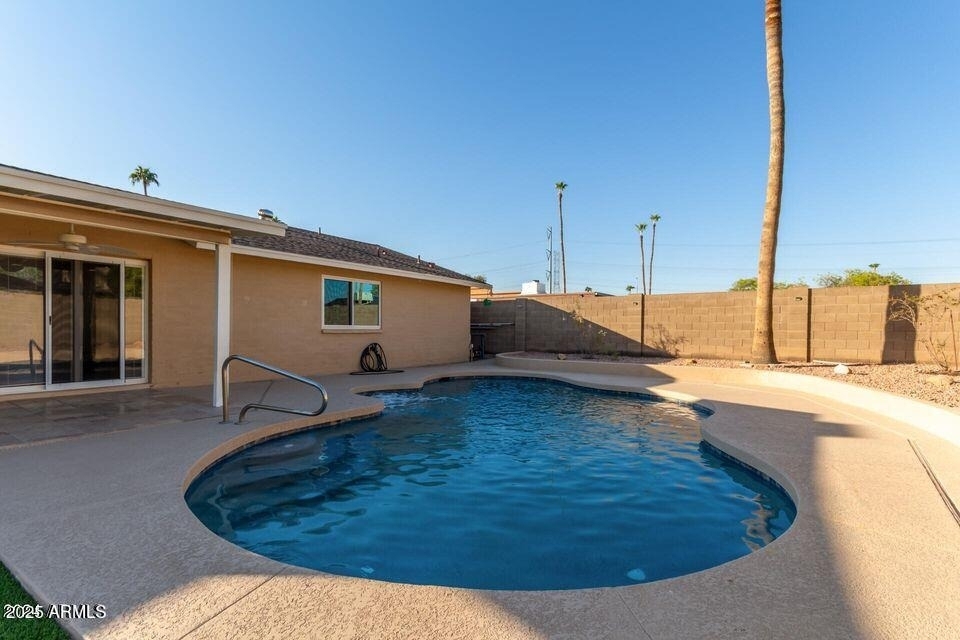 2705 W Summit Place - Photo 17