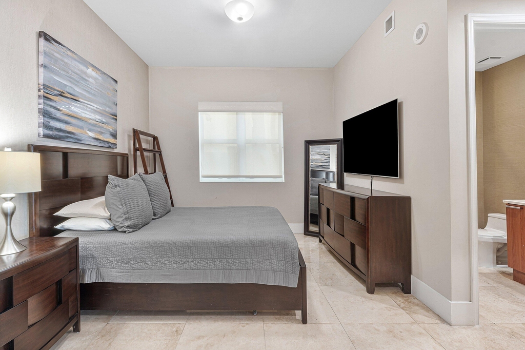 2640 Lake Shore Drive - Photo 17