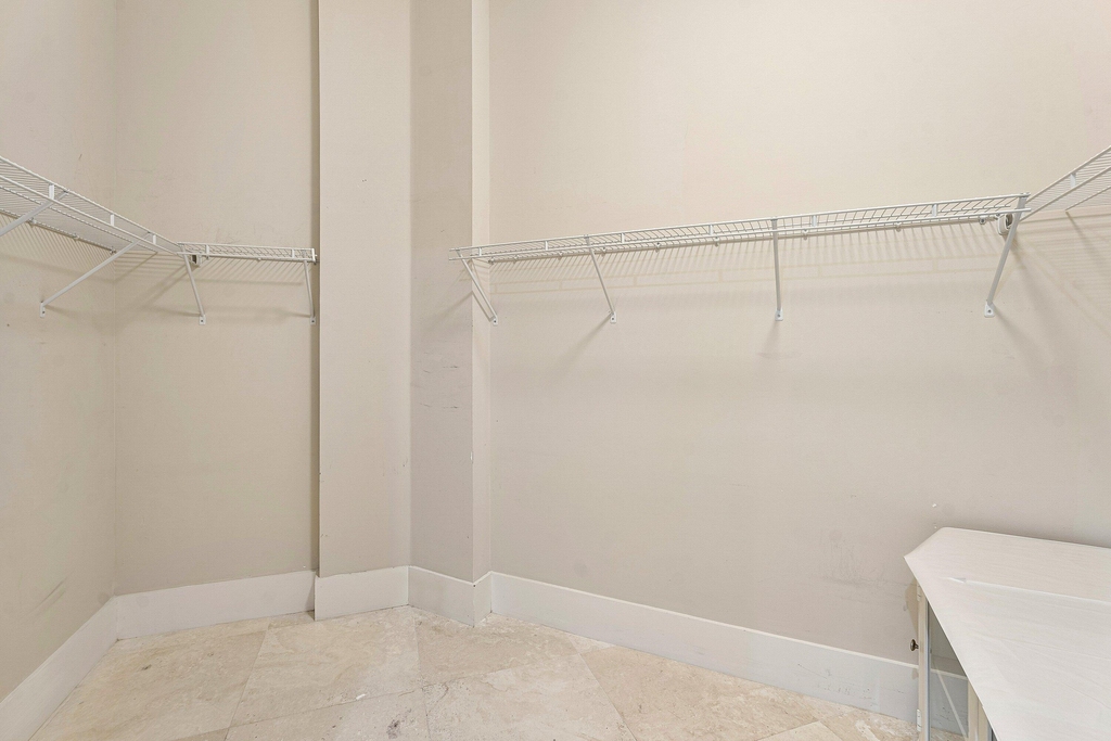 2640 Lake Shore Drive - Photo 14