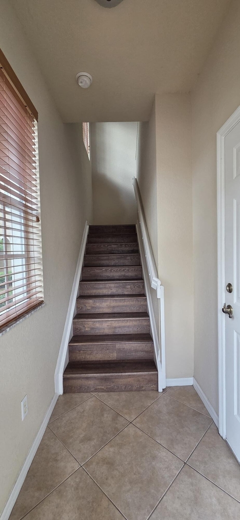 9065 Plymouth Place - Photo 3