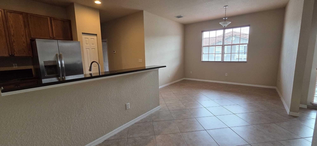 9065 Plymouth Place - Photo 7