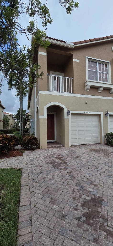 9065 Plymouth Place - Photo 2