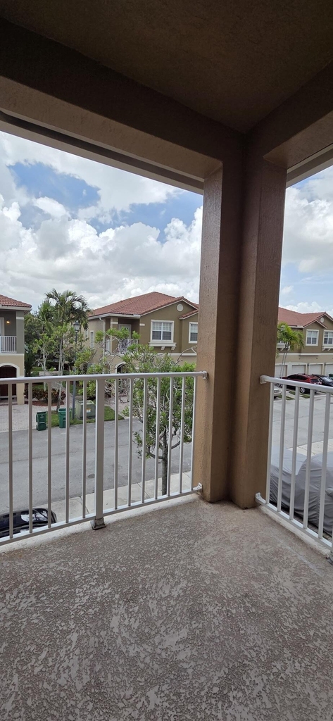 9065 Plymouth Place - Photo 18