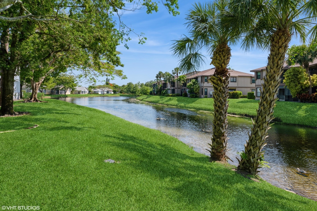 805 Harbour Pointe Way - Photo 16