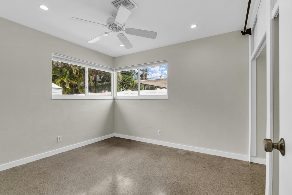 909 Se 16 Place - Photo 21