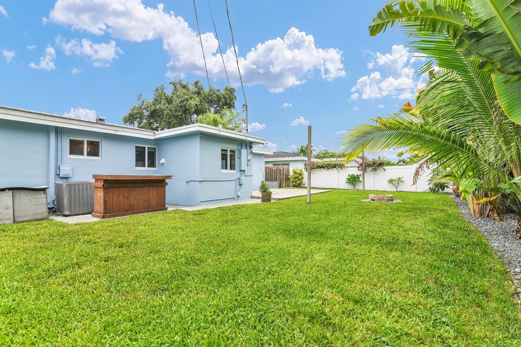 909 Se 16 Place - Photo 28