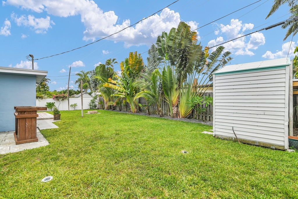 909 Se 16 Place - Photo 29