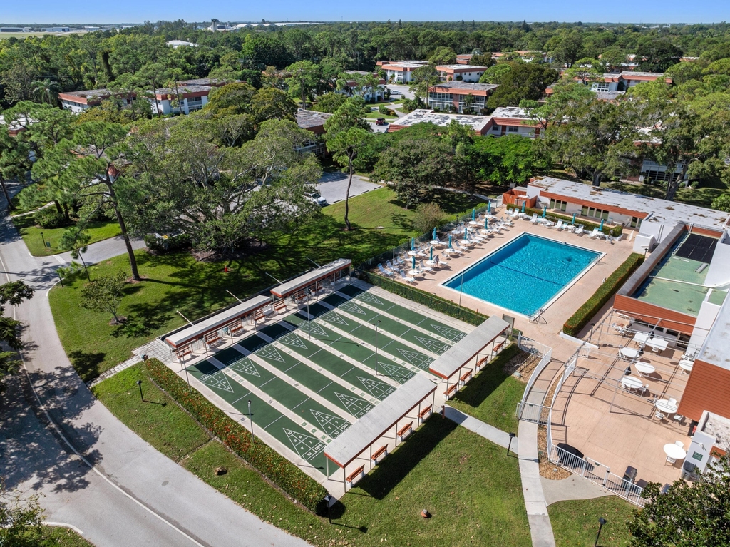 2600 Se Ocean Boulevard - Photo 1