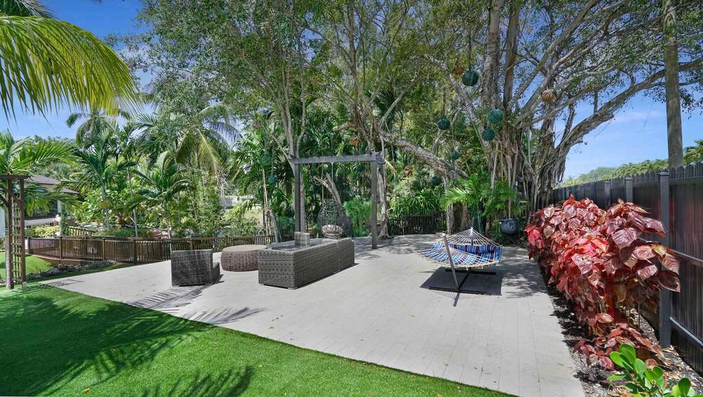 2249 Lazy Lane - Photo 37