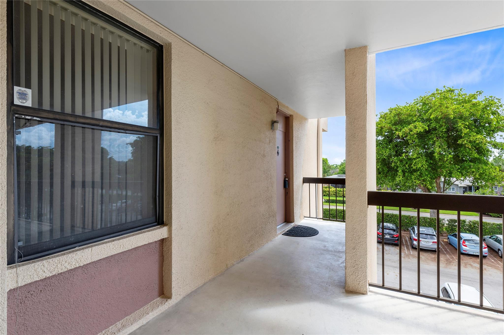 8429 Forest Hills Drive - Photo 23