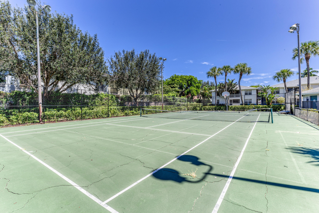 240 Se 10th Street - Photo 11