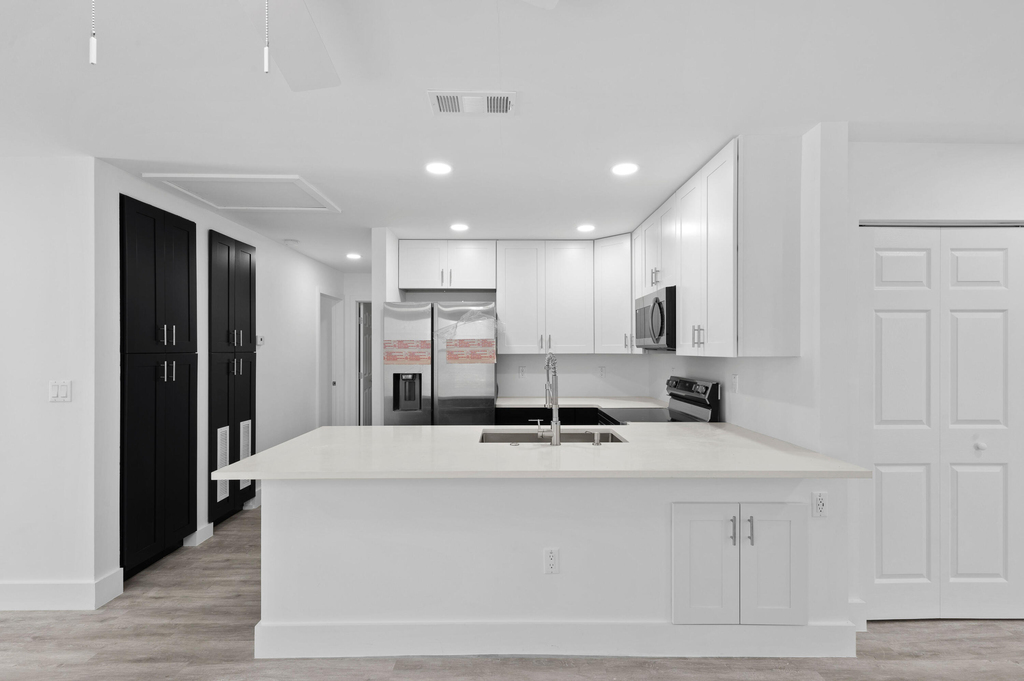 720 Mcintosh Street - Photo 5