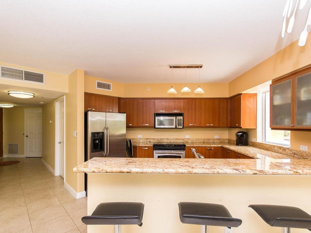 2001 N Ocean Boulevard - Photo 5