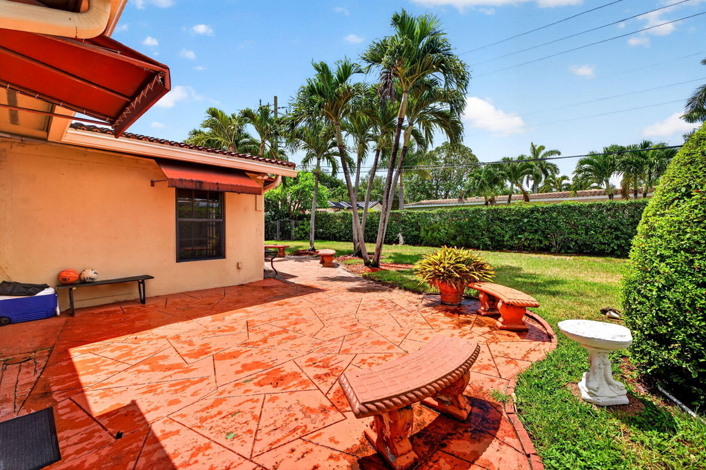 2060 Tropic Isle - Photo 63