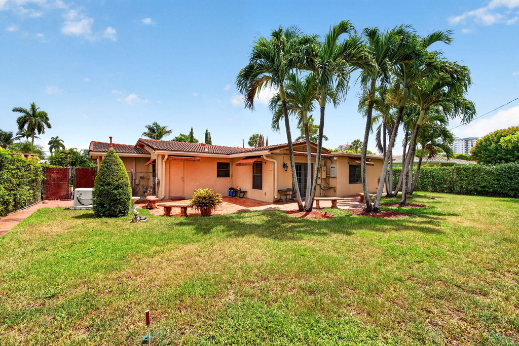 2060 Tropic Isle - Photo 60