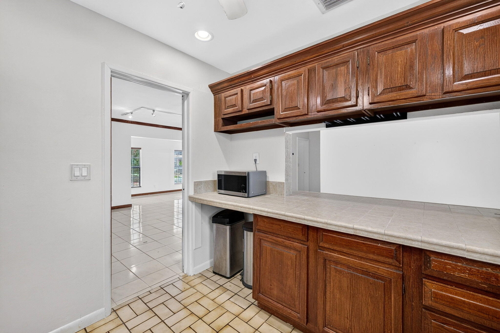 2060 Tropic Isle - Photo 18