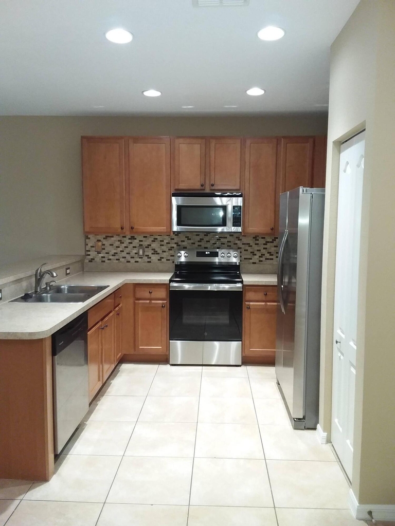 2410 Se Union Park Drive - Photo 5