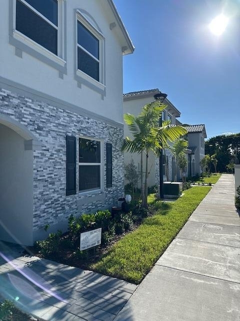 1154 Se 2 Street - Photo 1