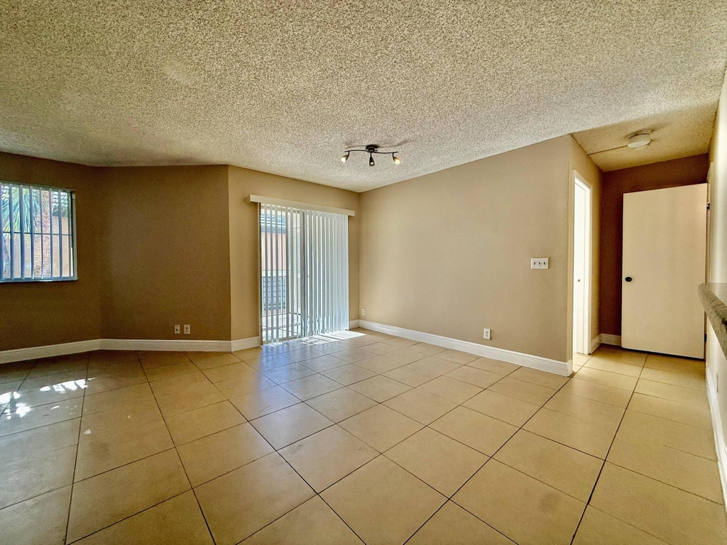 9901 Westview Drive - Photo 7